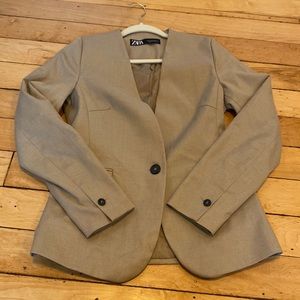ZARA tan blazer. Brand new no tags. Size 2